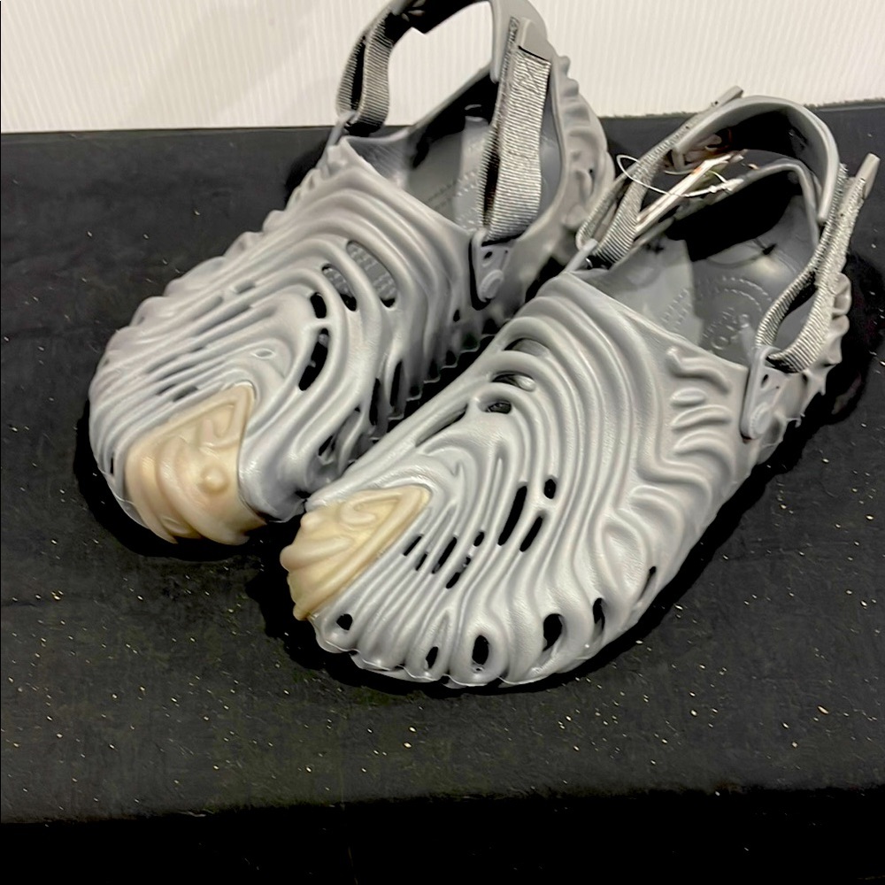 Salehe Bembury Pollex Niagara Crocs